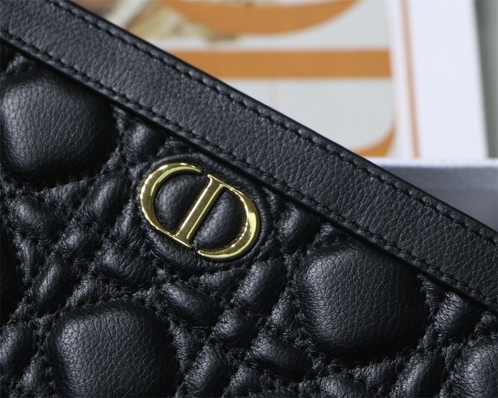 d*or caro zipped pouch with chain black S*pple cannage calfskin 19 x 14 x 4.5 cm