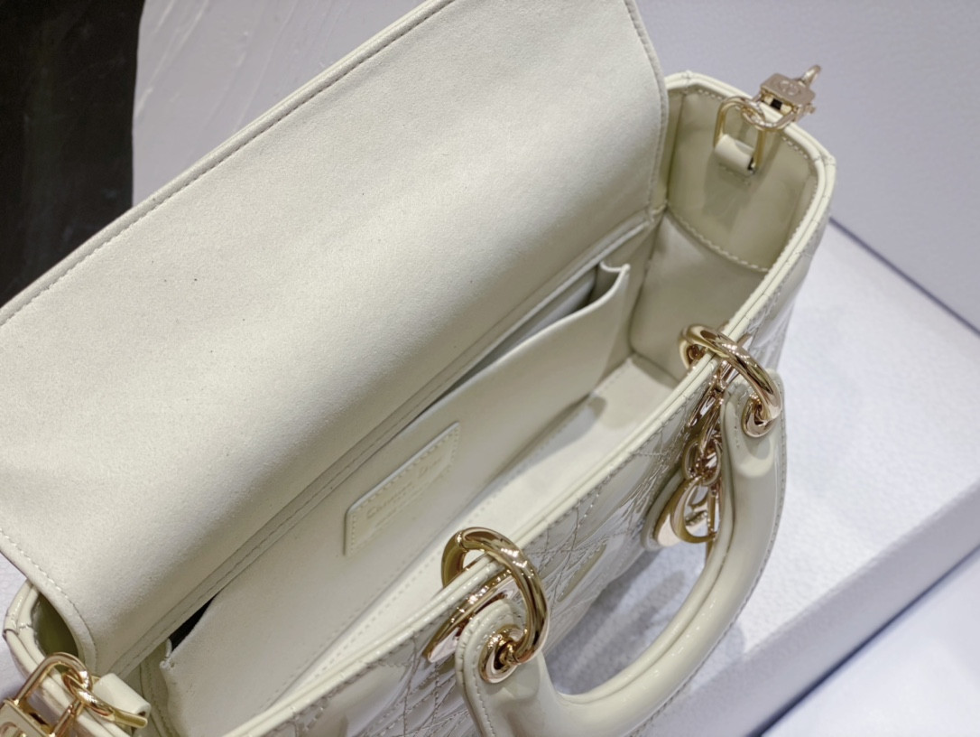 D*or small lady d-joy bag white patent 26x6x14cm