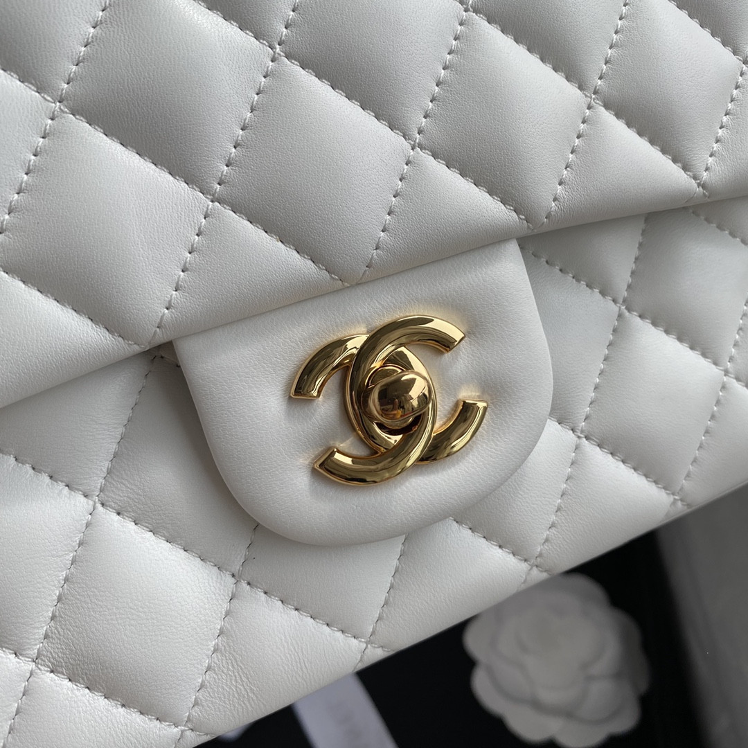 Ch*el classic handbag lambskin & gold-tone metal white 15.5x25.5x6.5cm