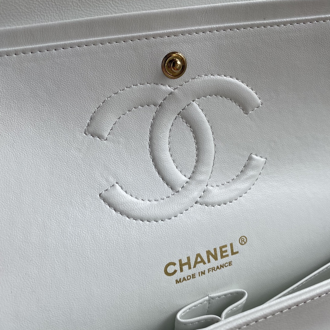 Ch*el classic handbag lambskin & gold-tone metal white 15.5x25.5x6.5cm