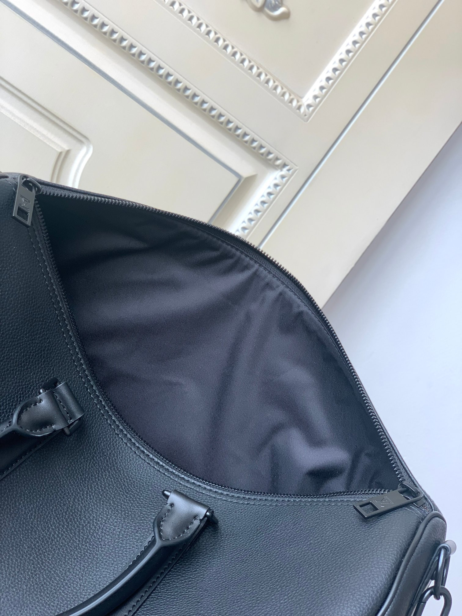 l0*is V*t0n keepall bandoulière 50 m57088