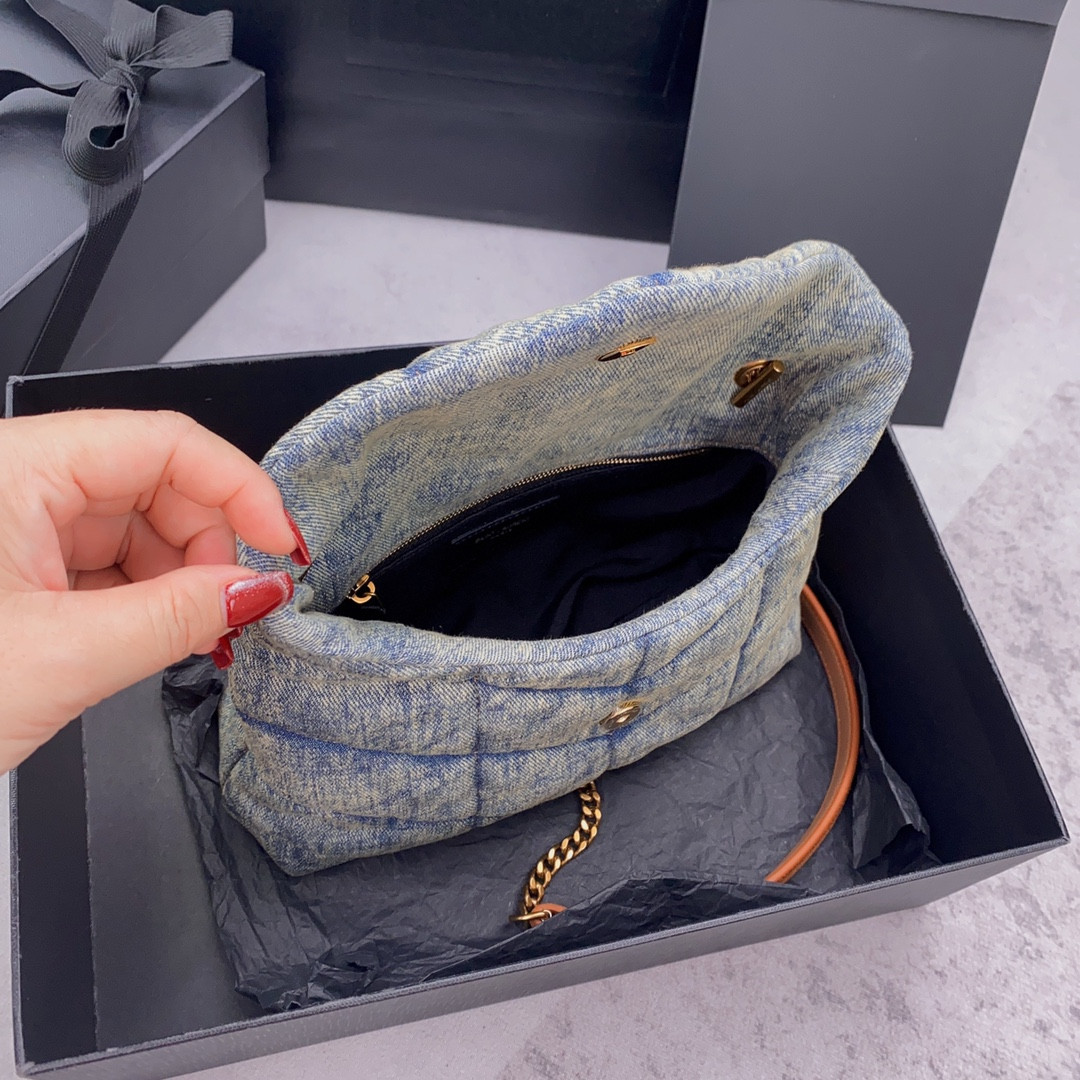 y*l puffer in suede and De*1m light blue 23 x 15.5 x 5.8 cm