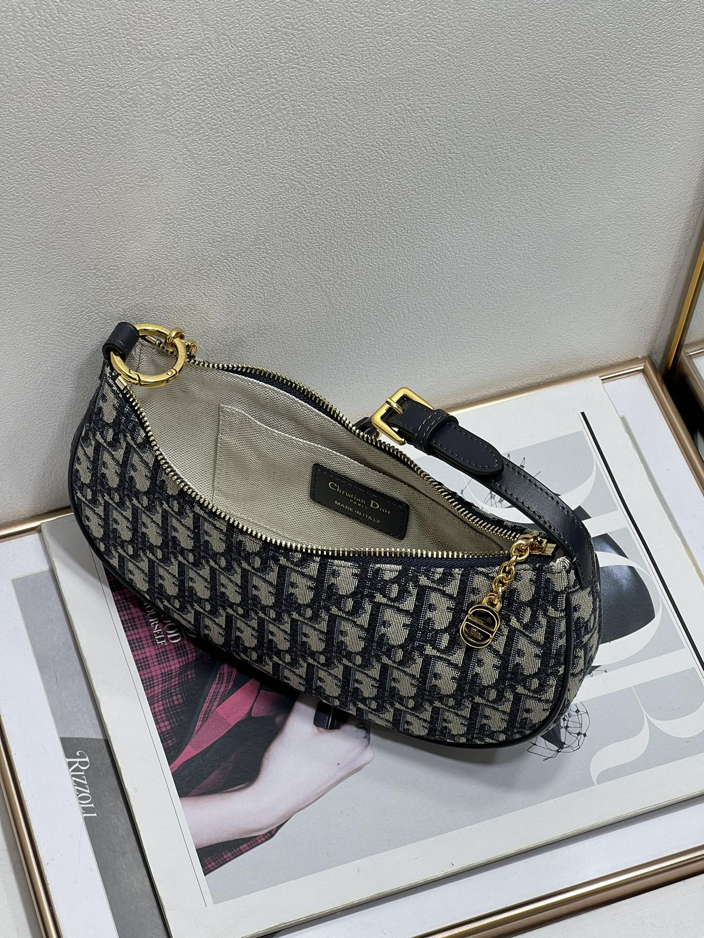 D*or cd lounge bag blue D*or oblique jacquard 26 x 15x 5.5 cm
