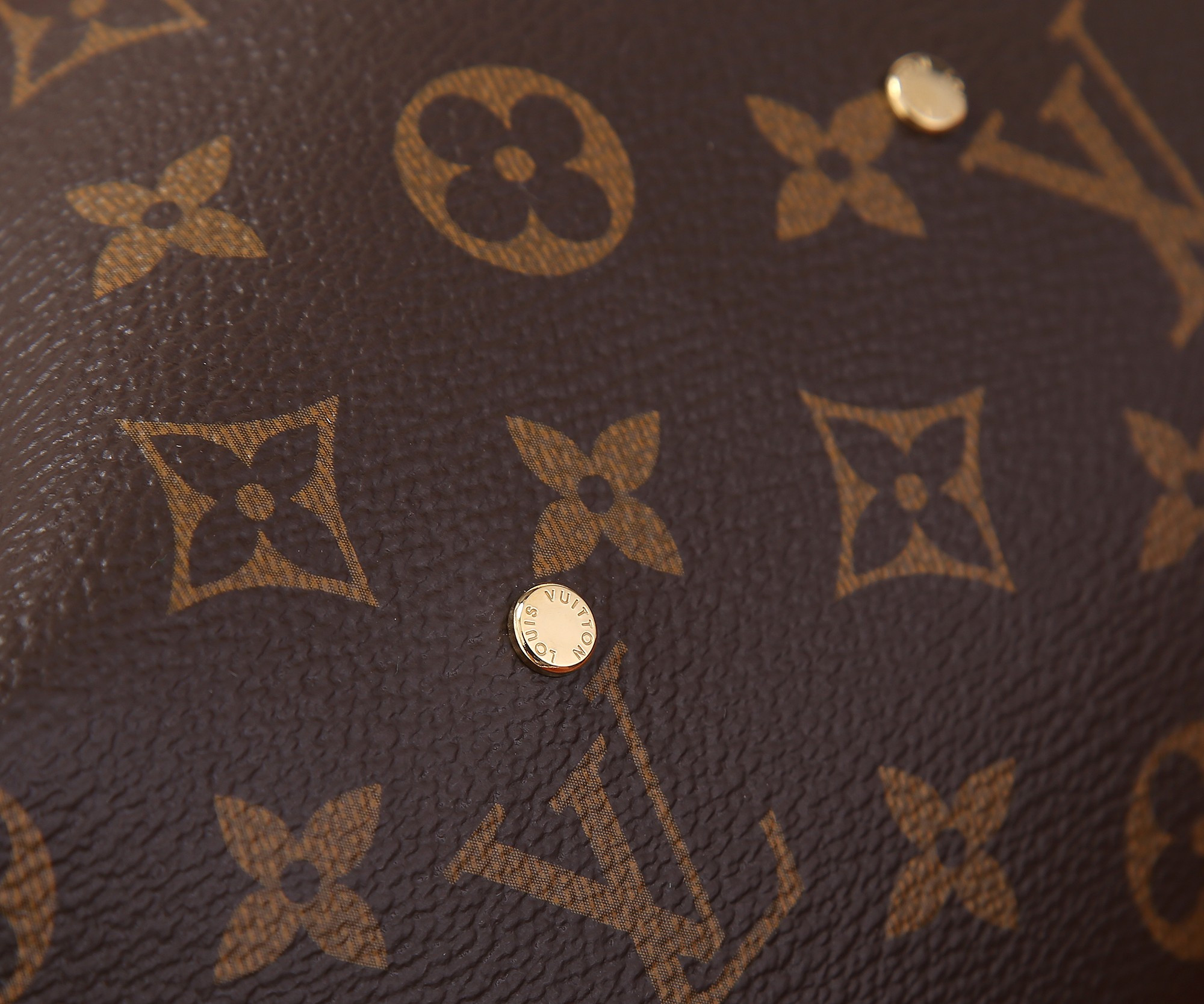 LV Atlantis GM M46817 34 x 34 x 13.5cm