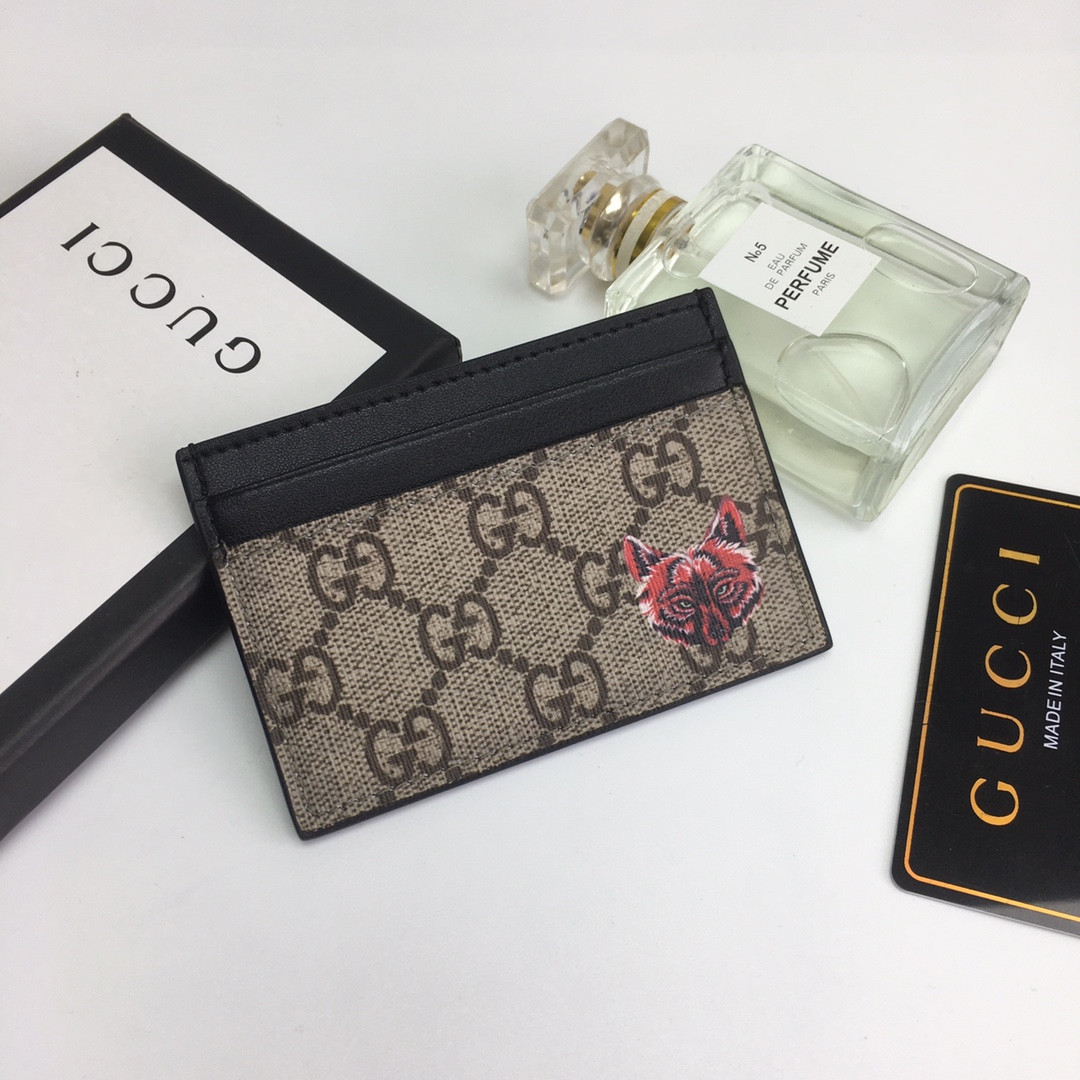 G*u*i gg card case wallet
