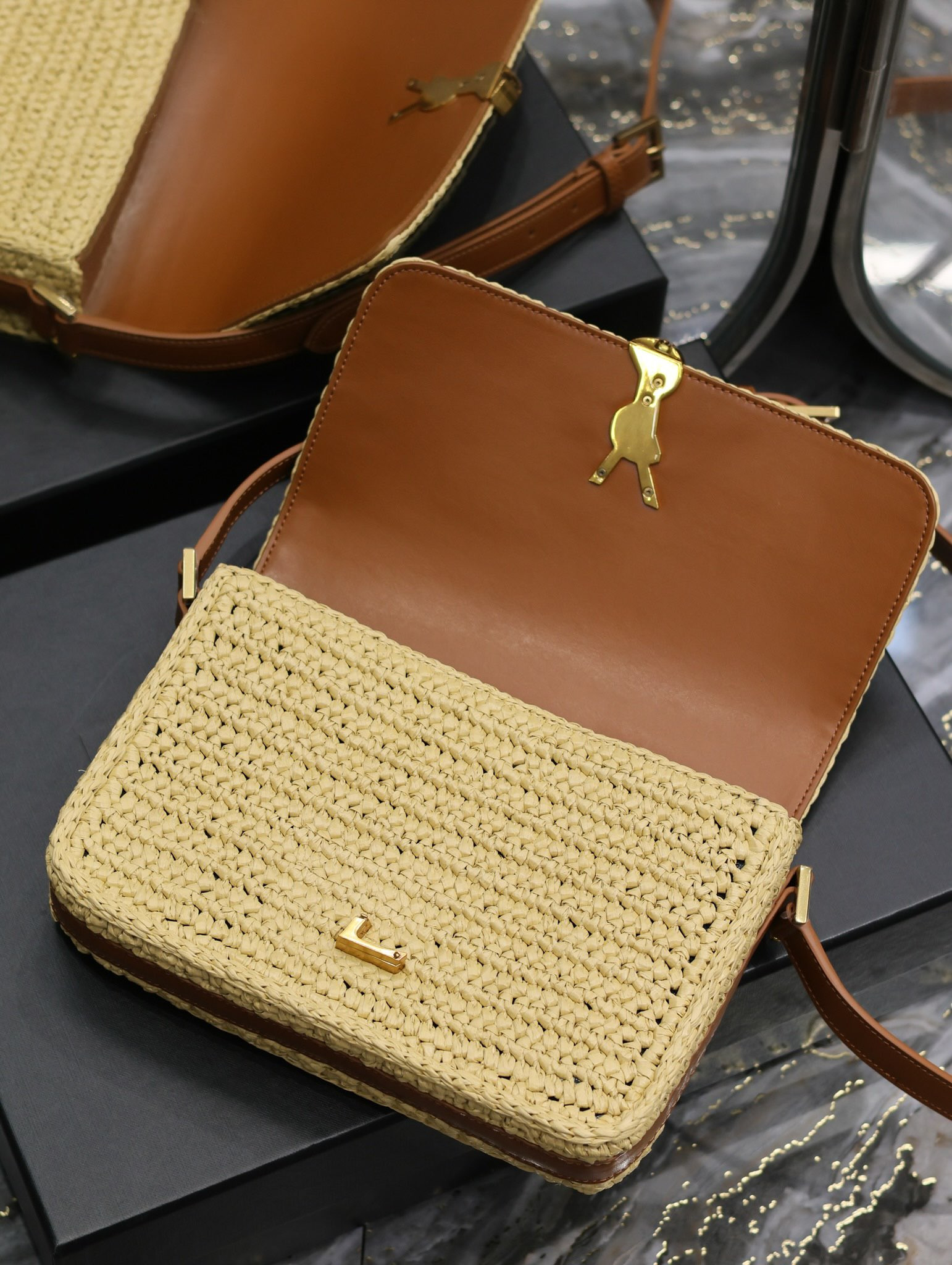 y*l solferino medium in raffia and vegetable-tanned leather naturel and bR1ck 9.1 x 6.3 x 2.4 inches