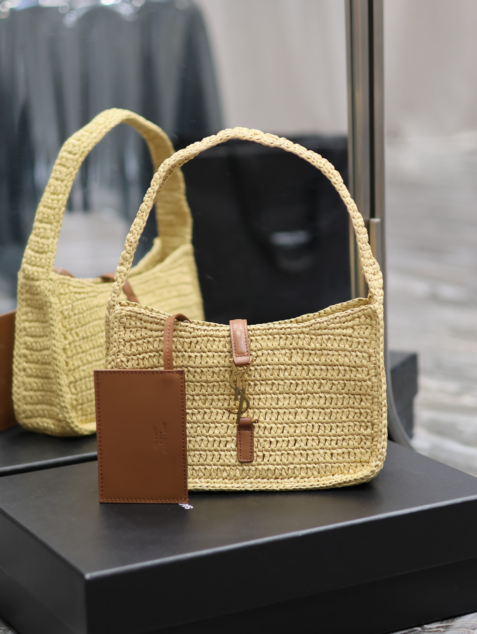 Y*L le 5 À 7 mini in raffia color natural 9.06x6.30x2.56 inches