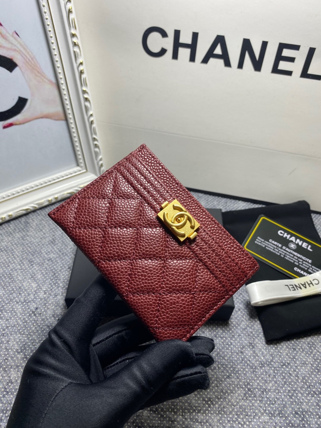 Ch*el card holder 10cm