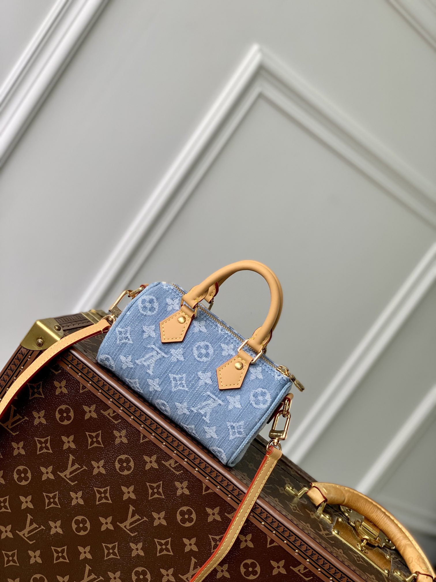 LV Nano Speedy M11212 6.3 x 3.9 x 3 in