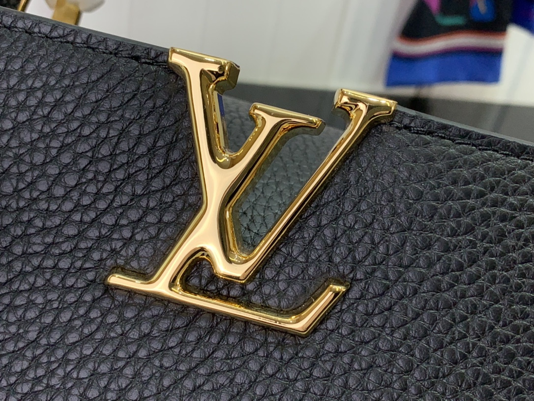 LV Capucines BB M24698 27x18x9 cm