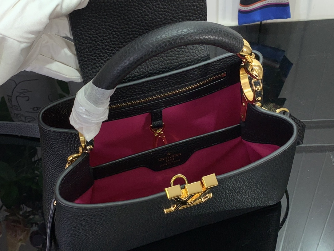 LV Capucines BB M24698 27x18x9 cm