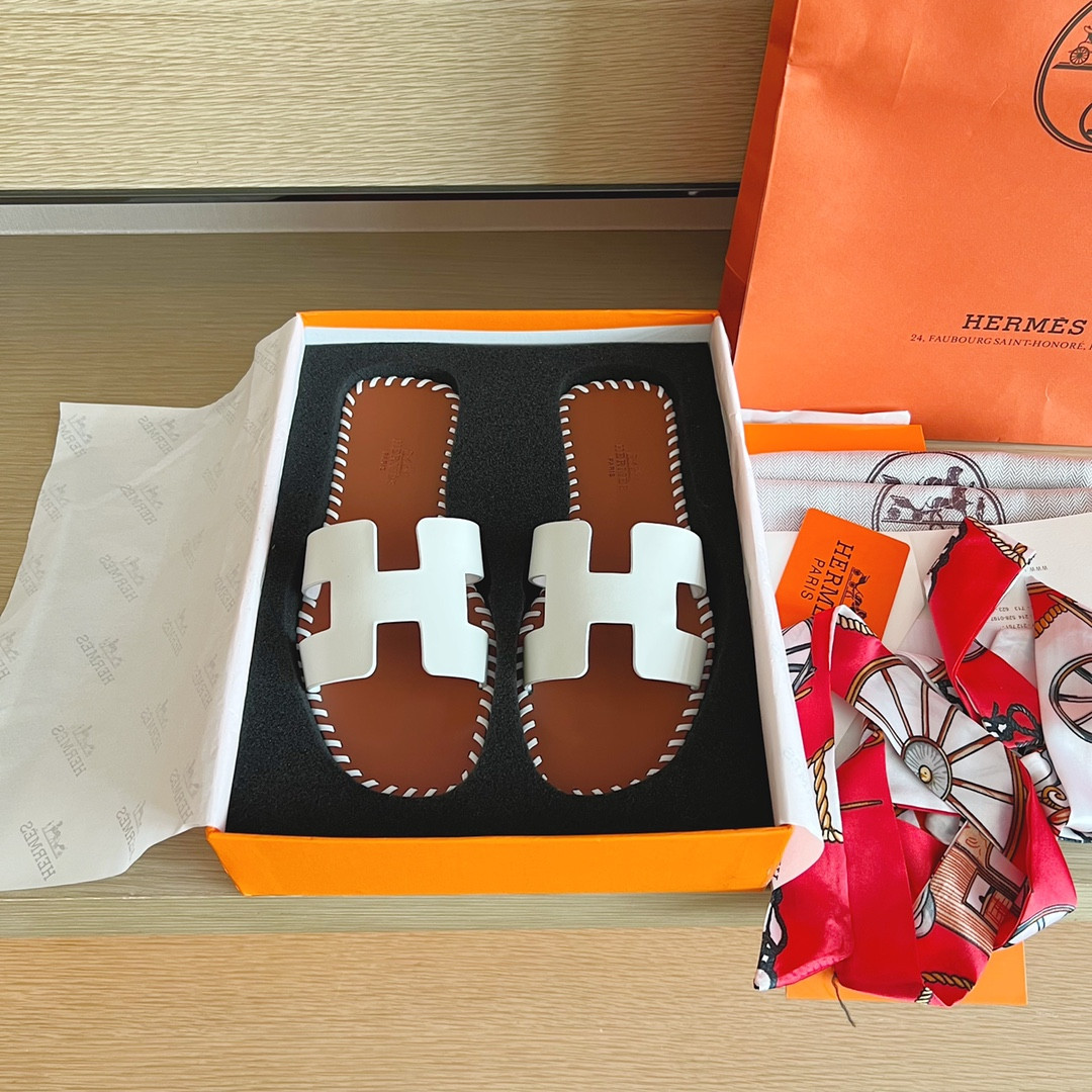 ua H**mes oran sandal