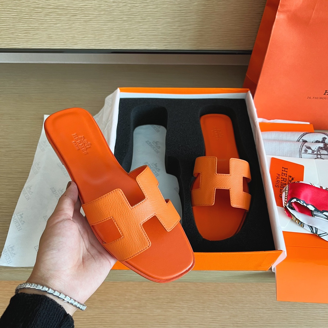ua H**mes oran sandal