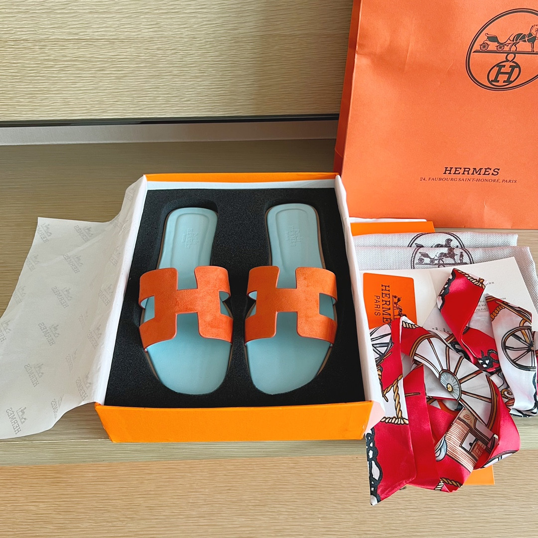 ua H**mes oran sandal