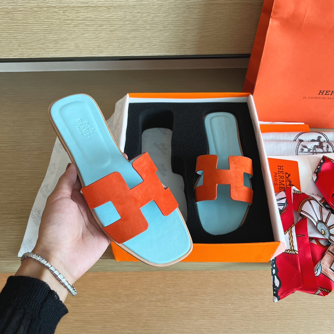 ua H**mes oran sandal