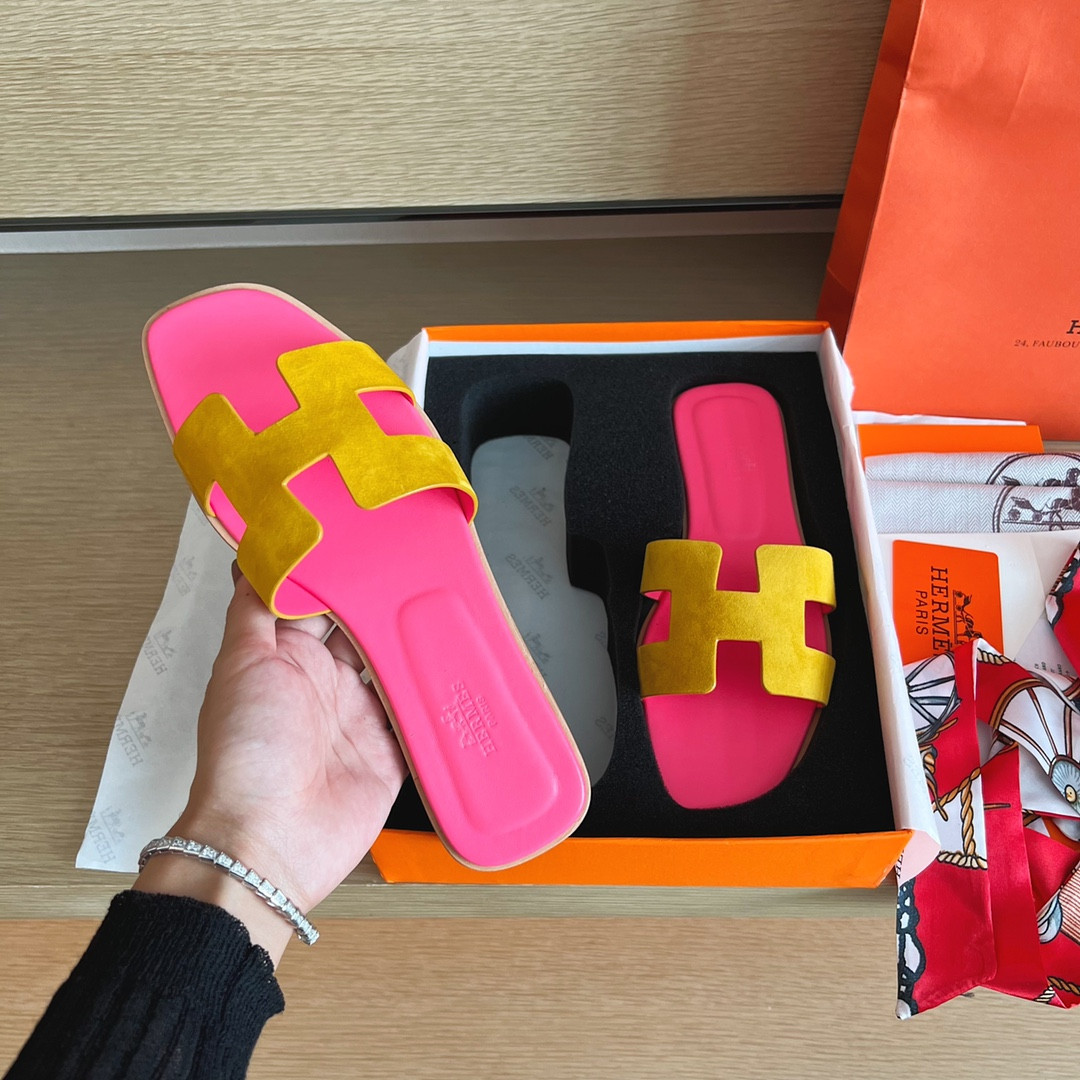 ua H**mes oran sandal