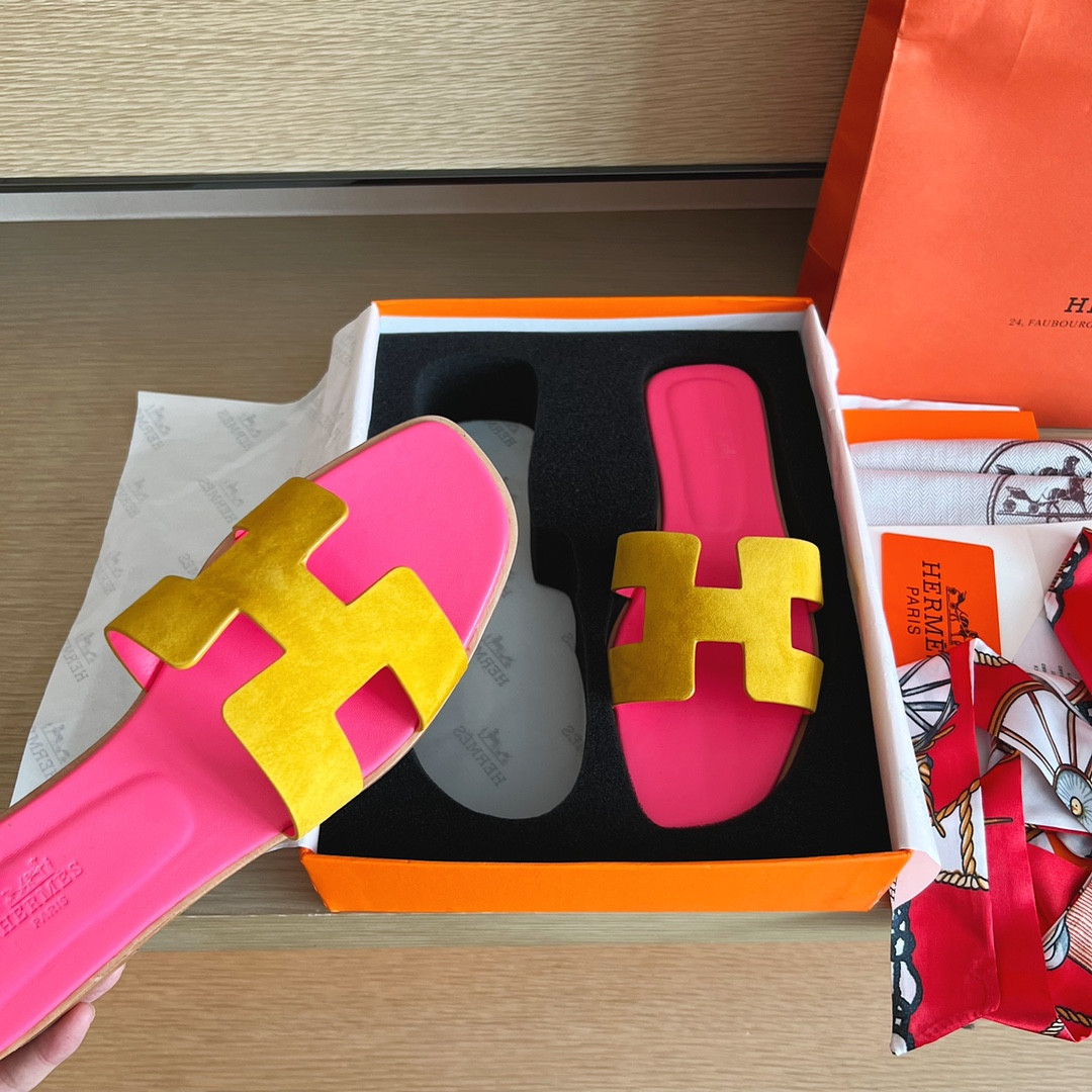 ua H**mes oran sandal