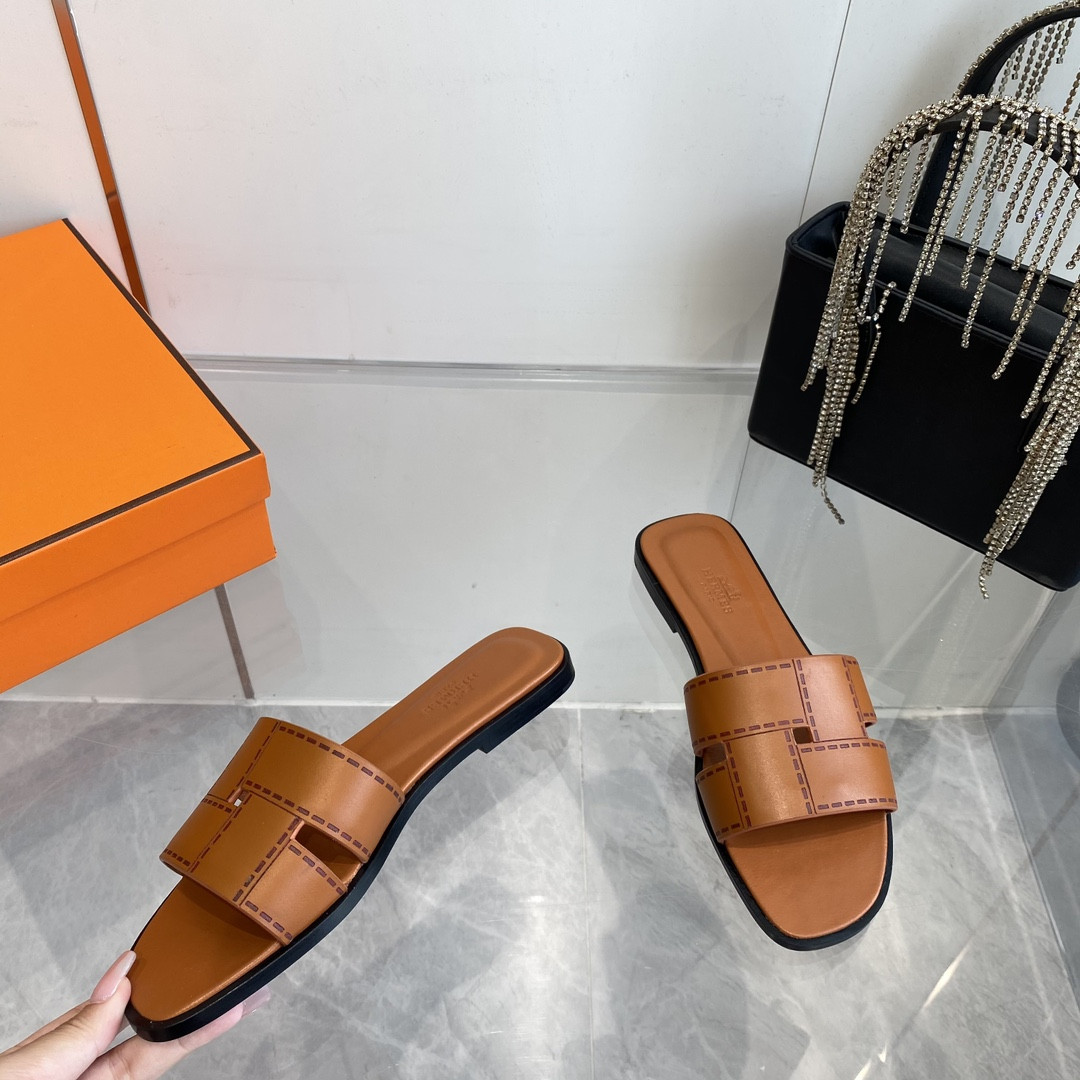 ua H**mes idioma sandal