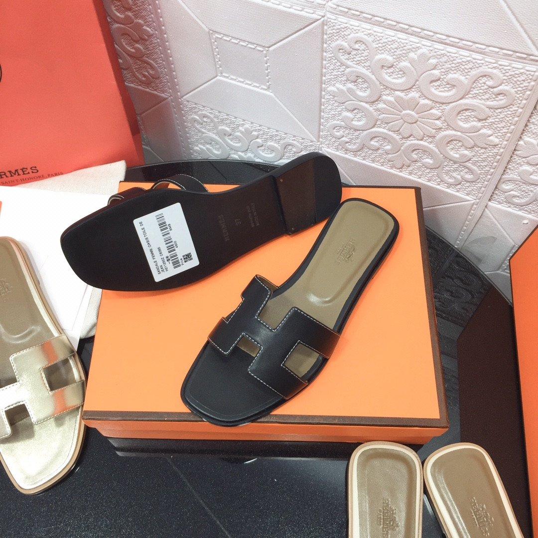 ua H**mes oran sandal