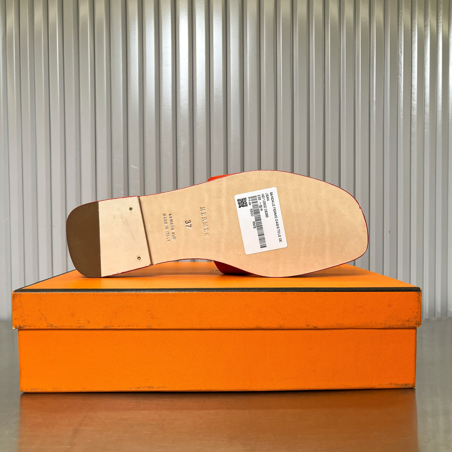 ua H**mes oran sandal