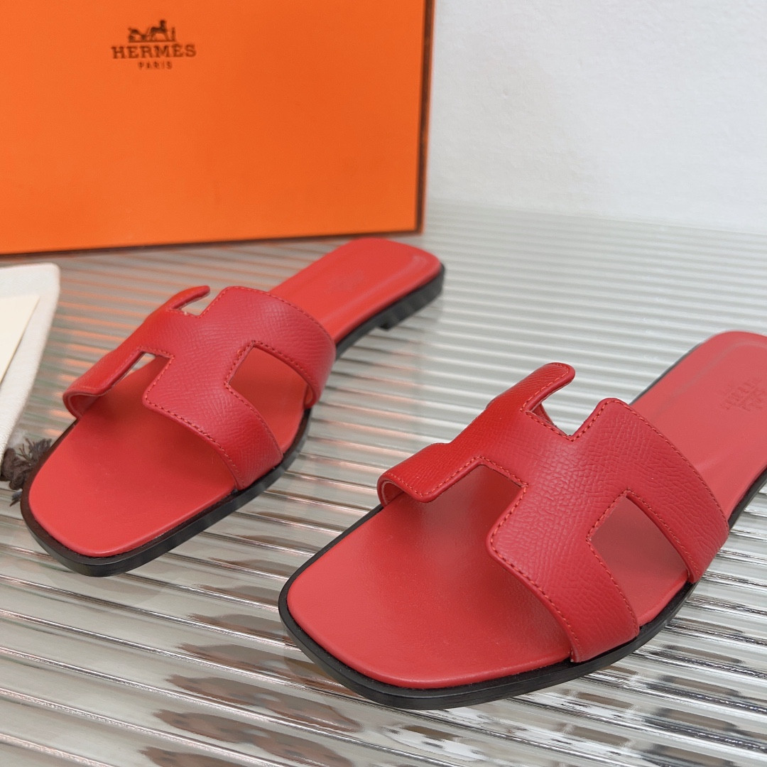 ua H**mes oran sandal