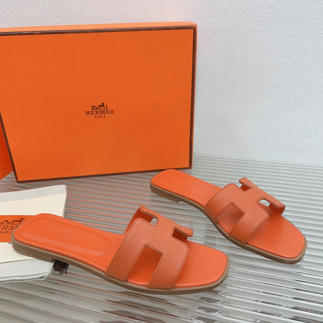 ua H**mes oran sandal