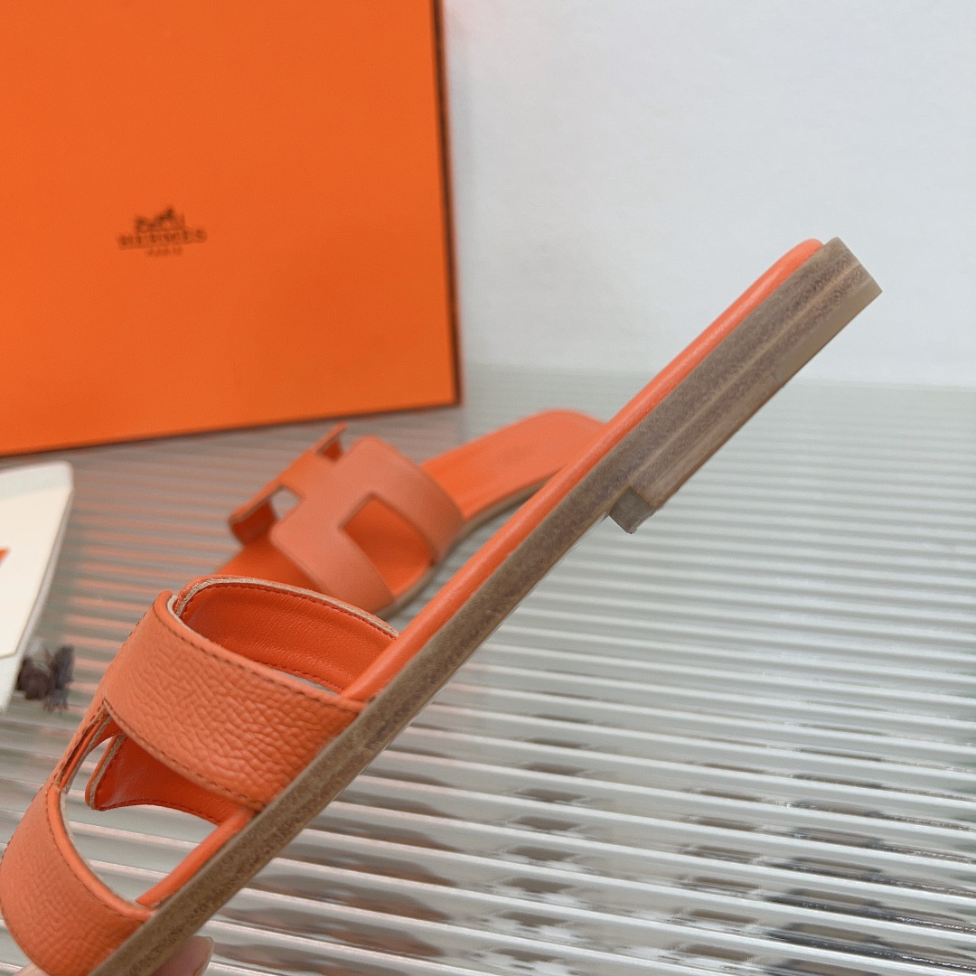 ua H**mes oran sandal