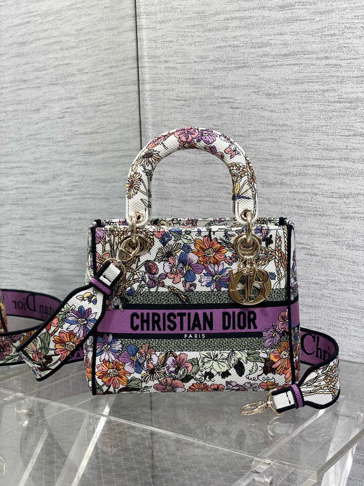medium lady D*or bag  white multicolor D*or 4 saisons Été embroidery 24 x 20 x 12 cm