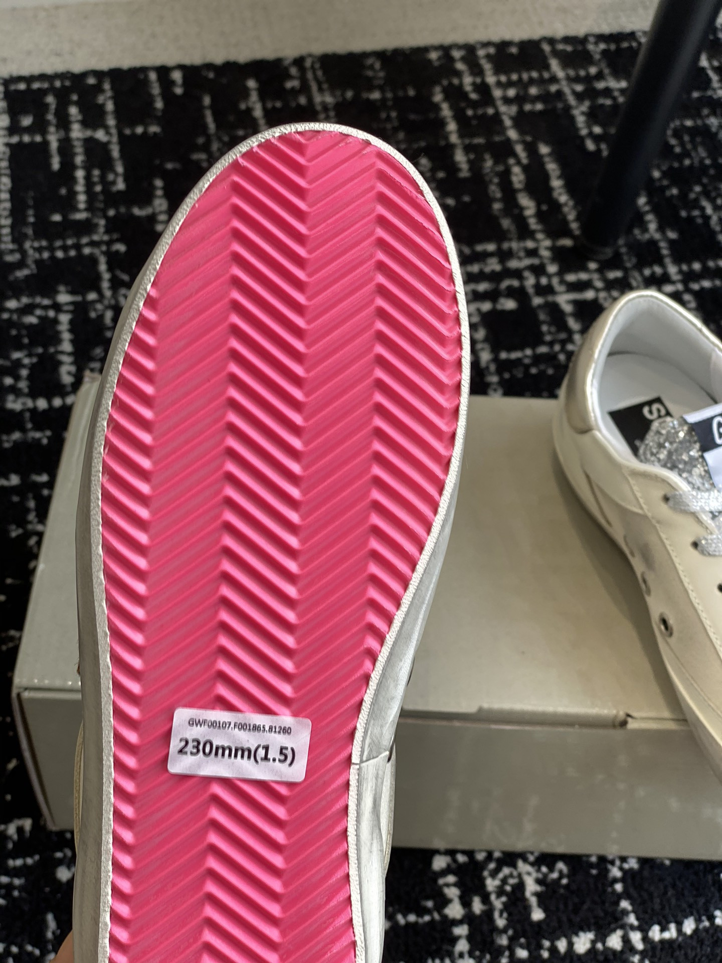 ua g01den G003e s*per-star sneaker