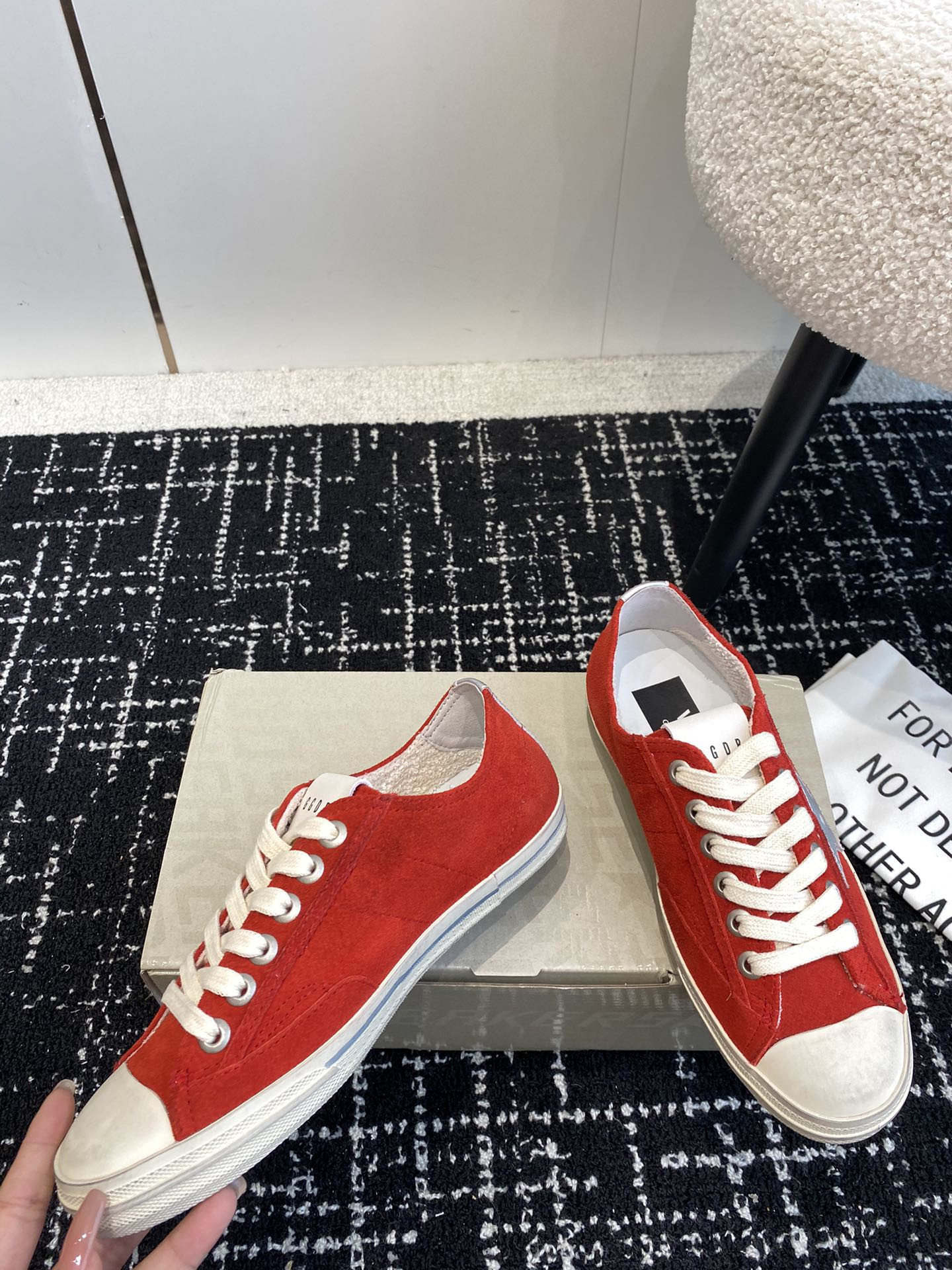 ua g01den G003e v-star sneaker