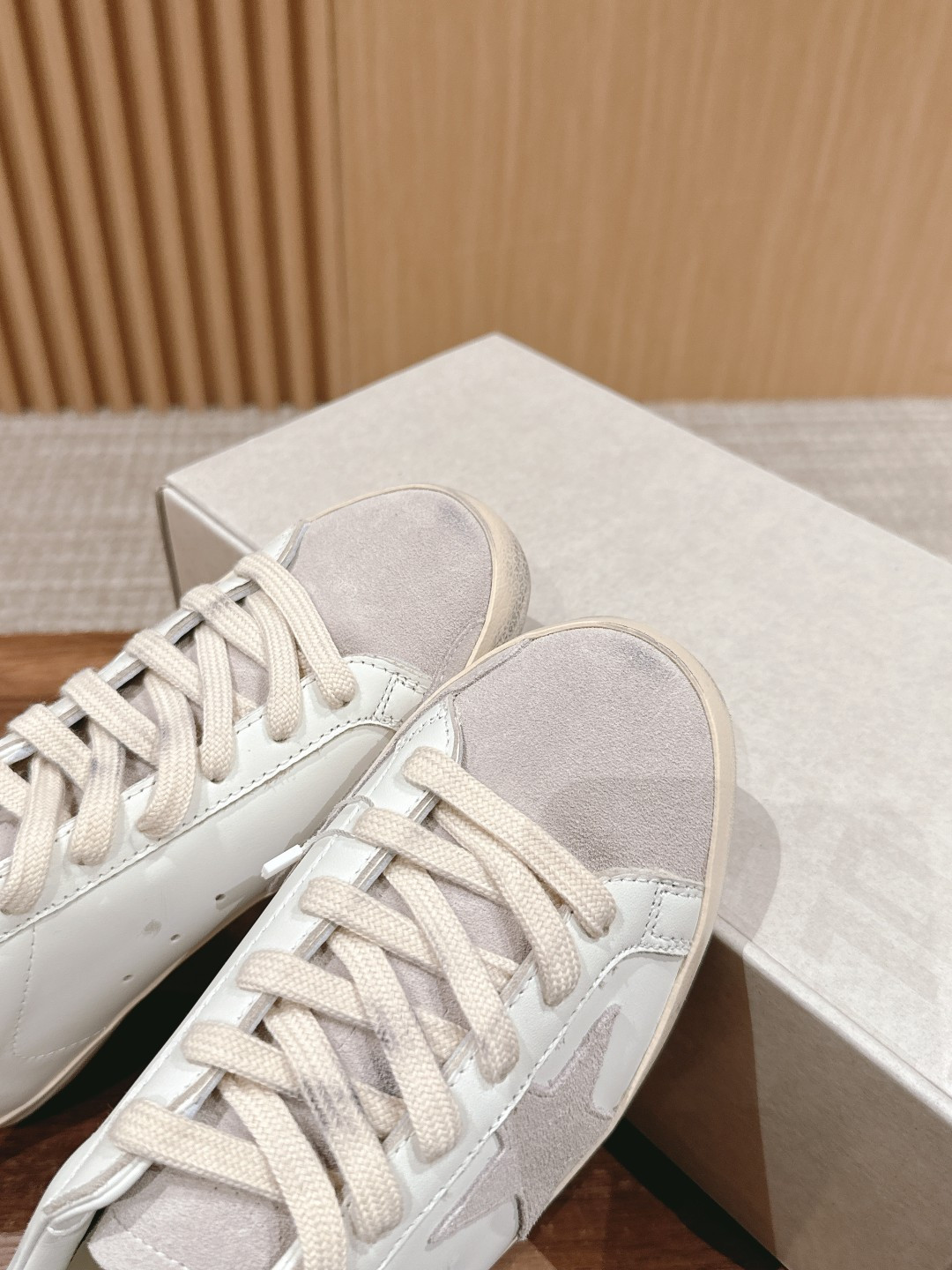 ua g01den G003e s*per-star sneaker