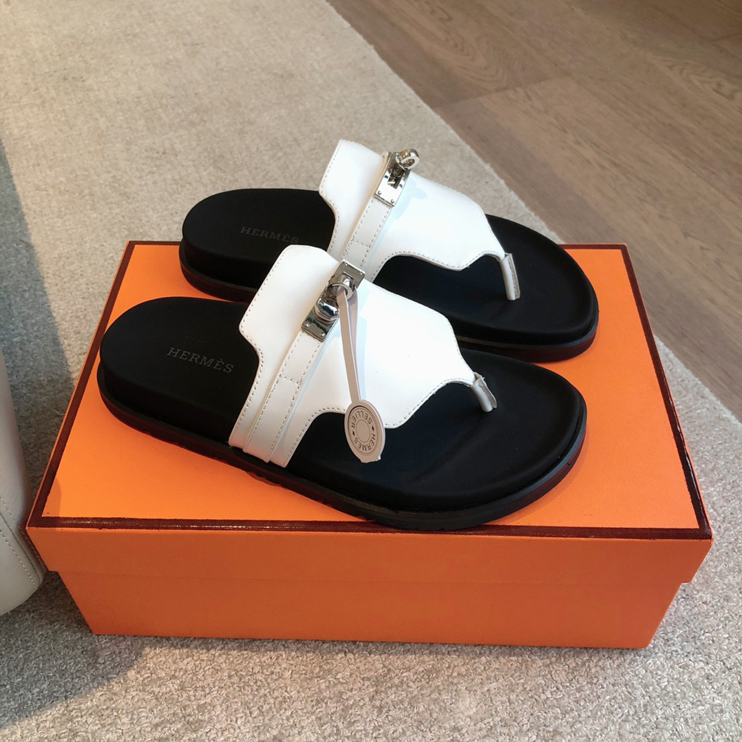 ua H**mes empire sandal