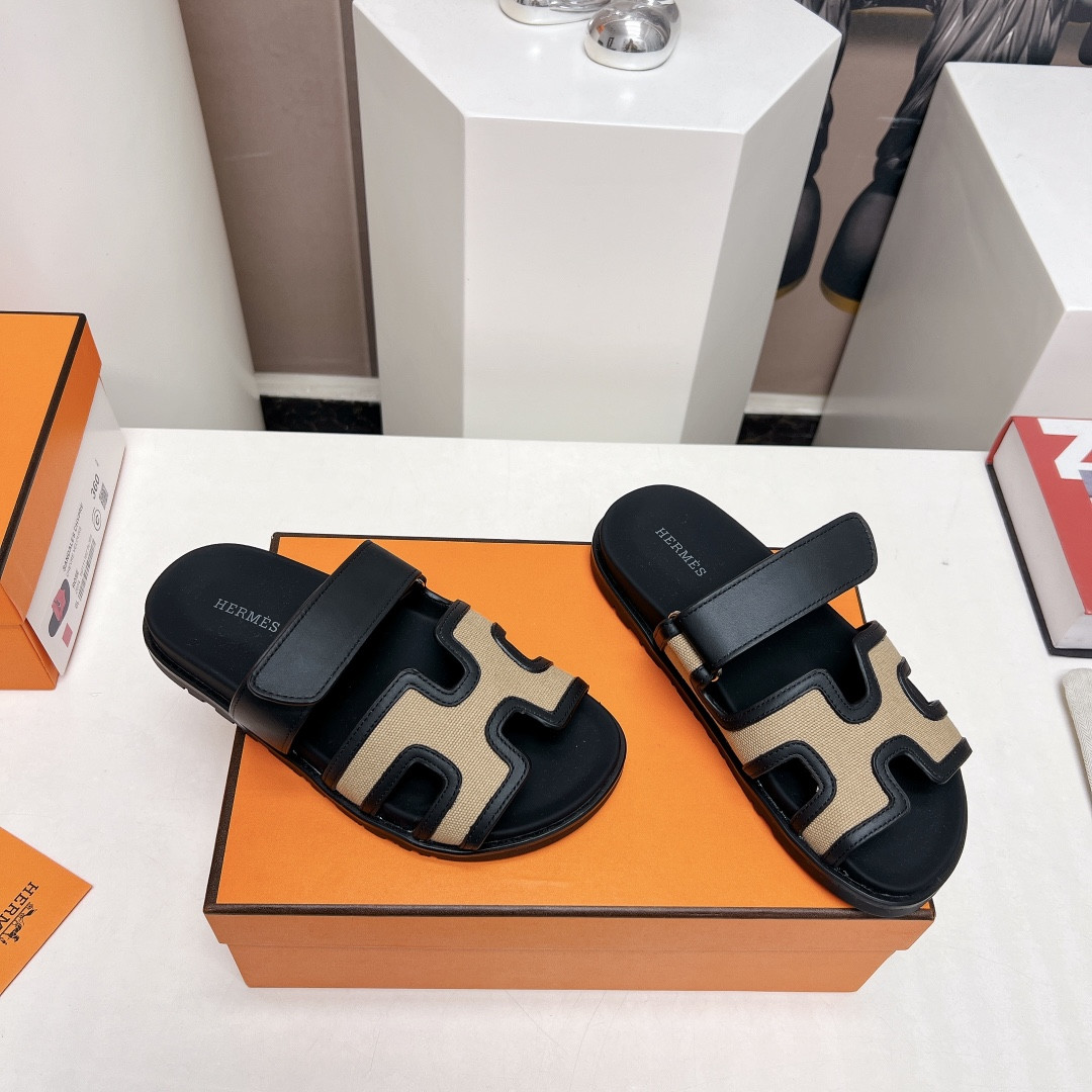 ua H**mes chypre sandal