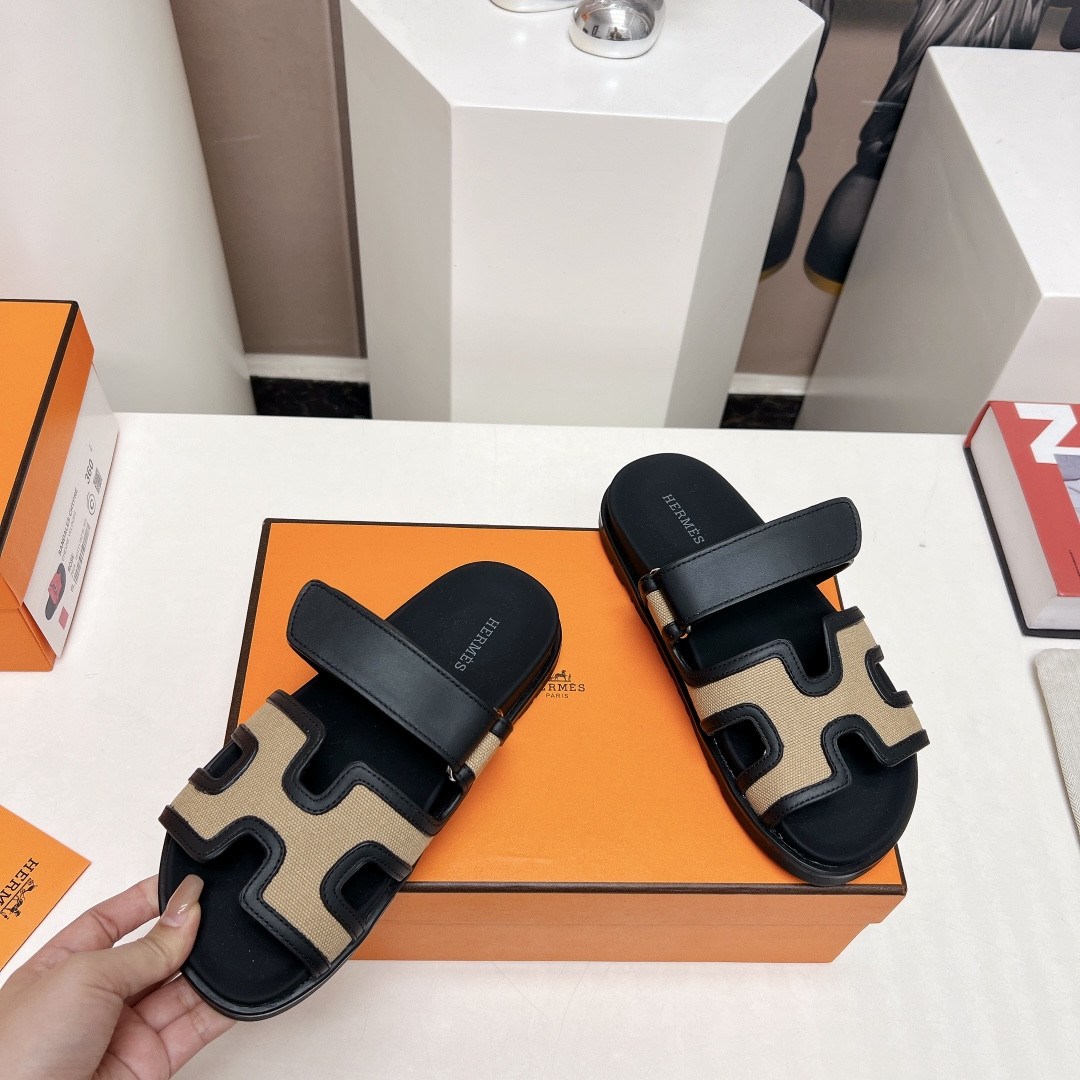 ua H**mes chypre sandal