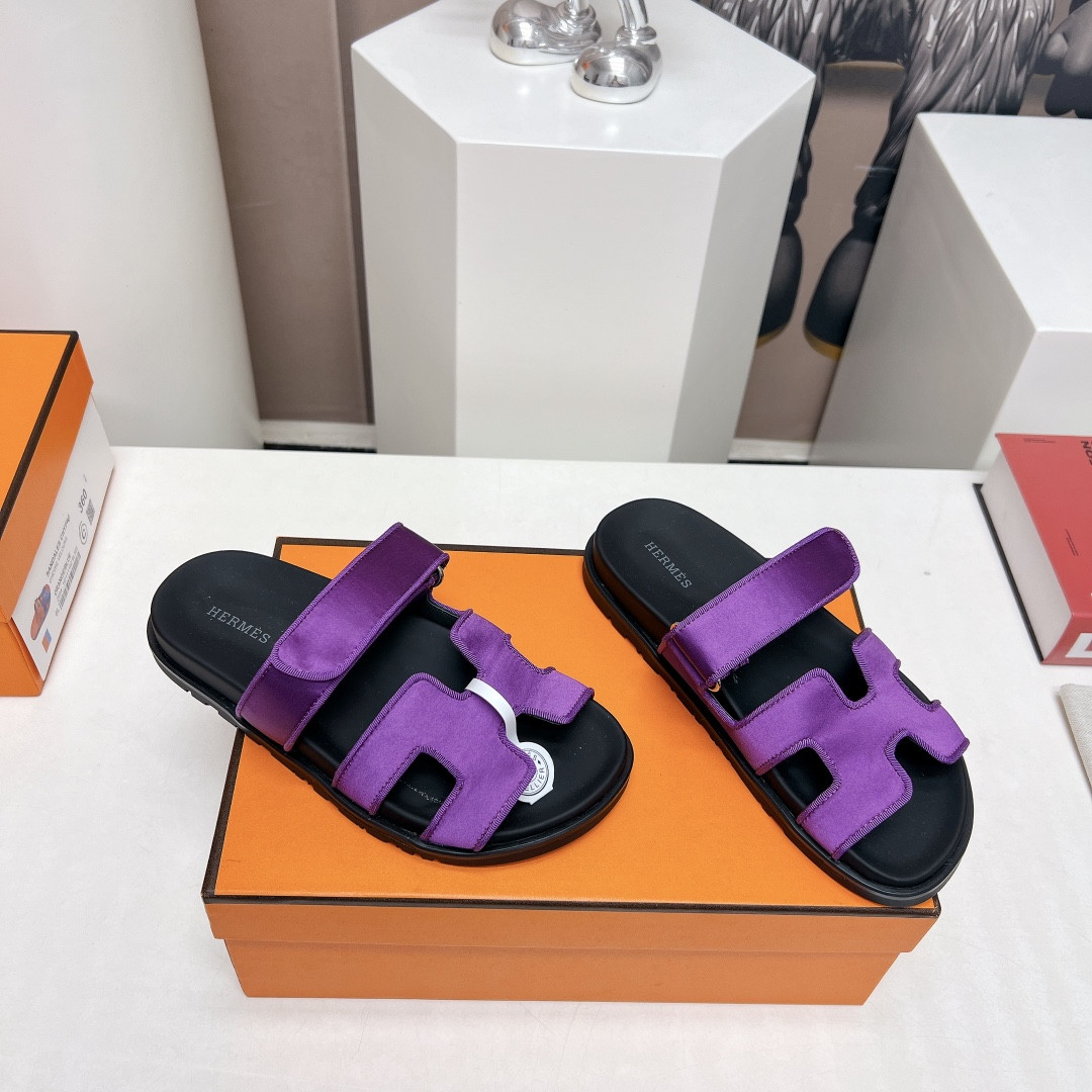 ua H**mes chypre sandal