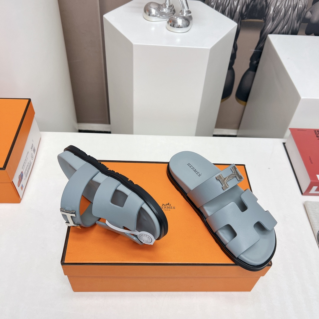 ua H**mes chypre sandal