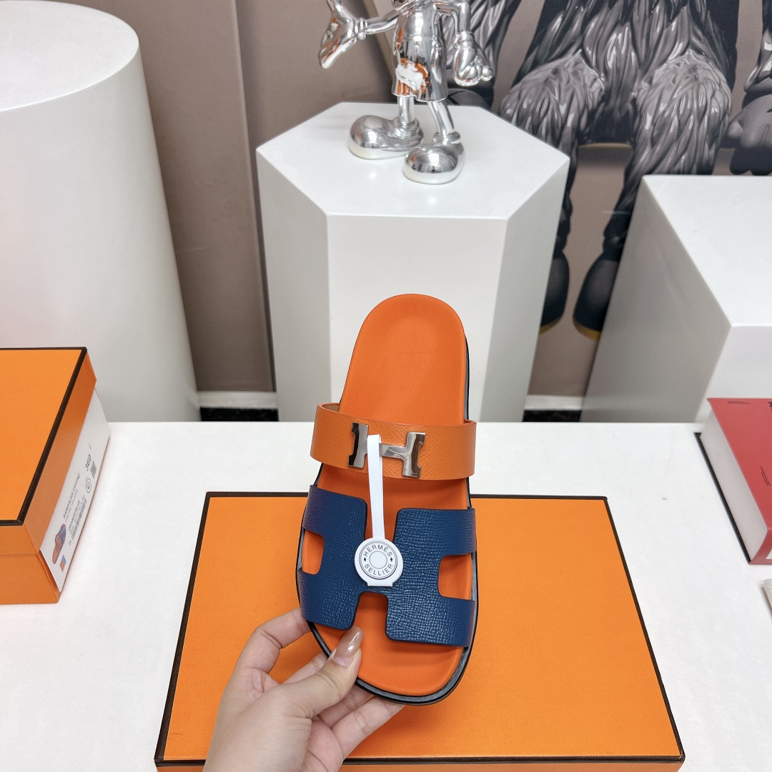 ua H**mes chypre sandal