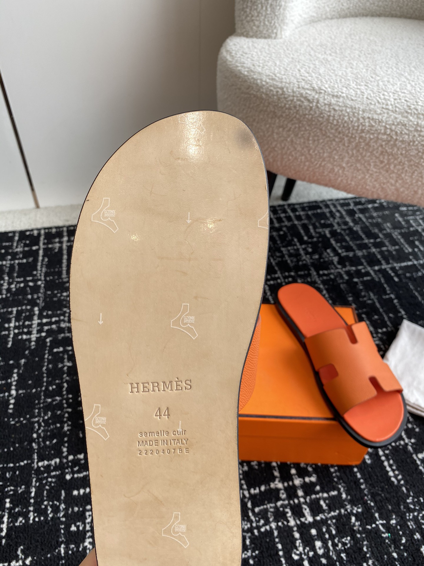 ua H**mes izmir sandal