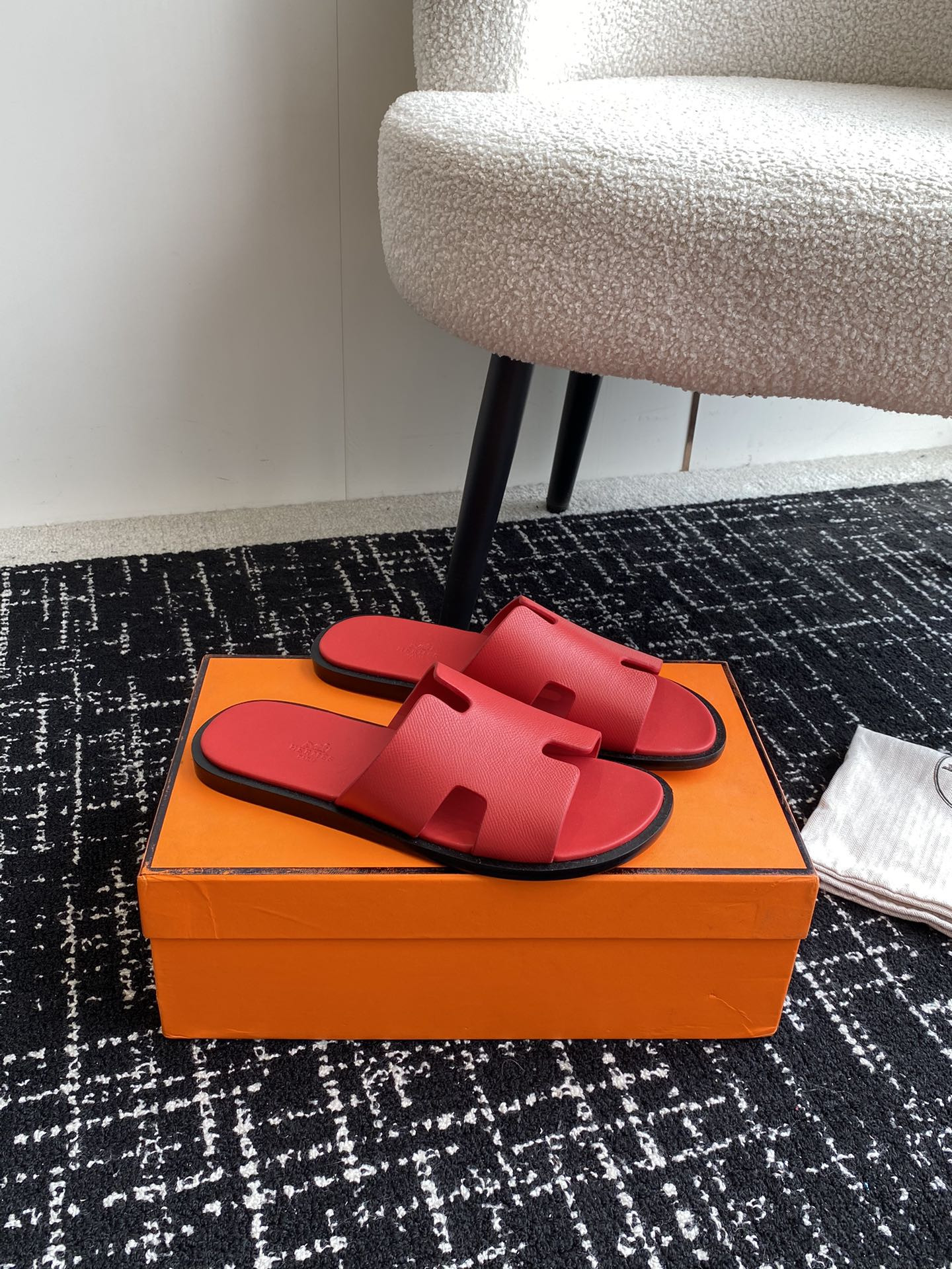 ua H**mes izmir sandal