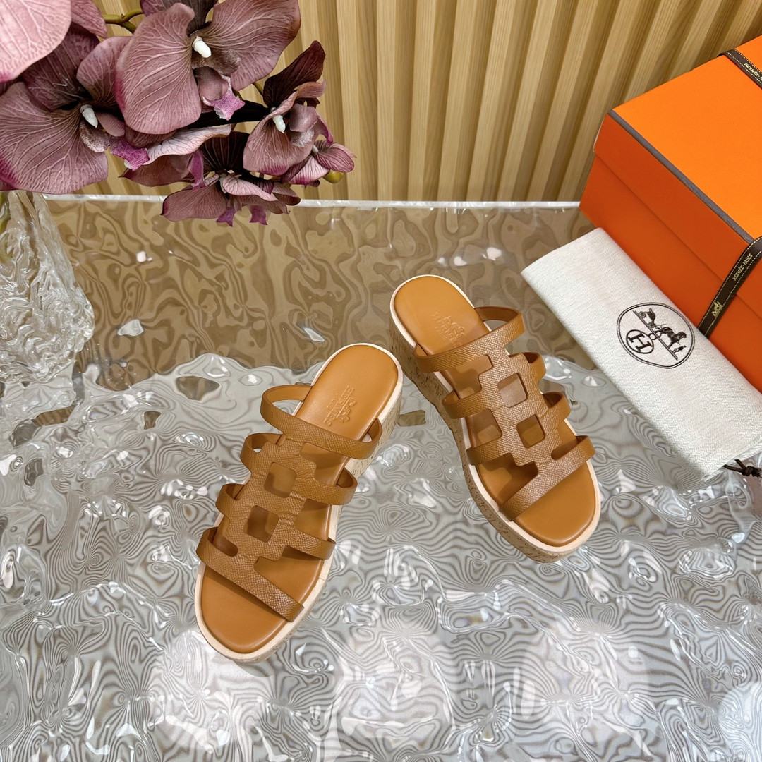 ua H**mes isabella 30 sandal