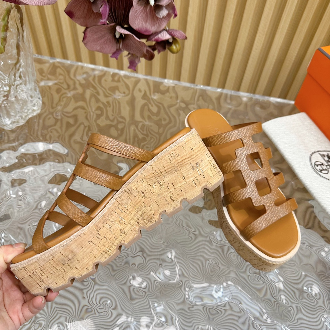 ua H**mes isabella 30 sandal