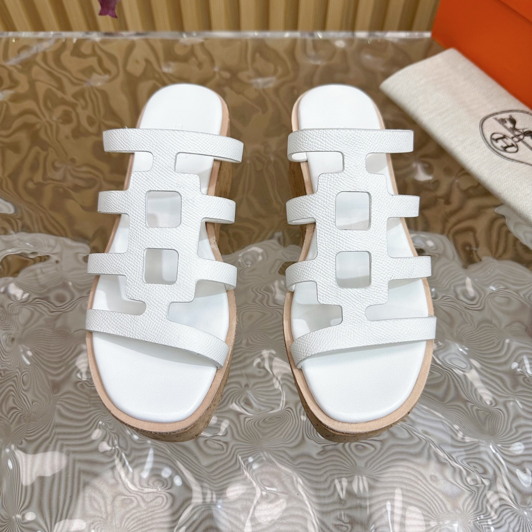 ua H**mes isabella 30 sandal