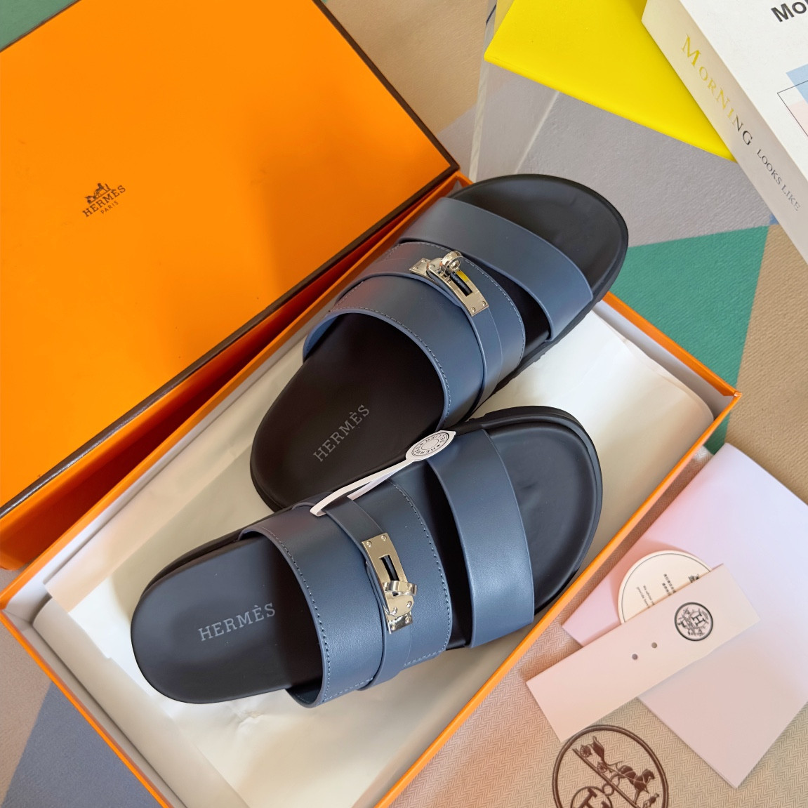 ua H**mes jackson sandal