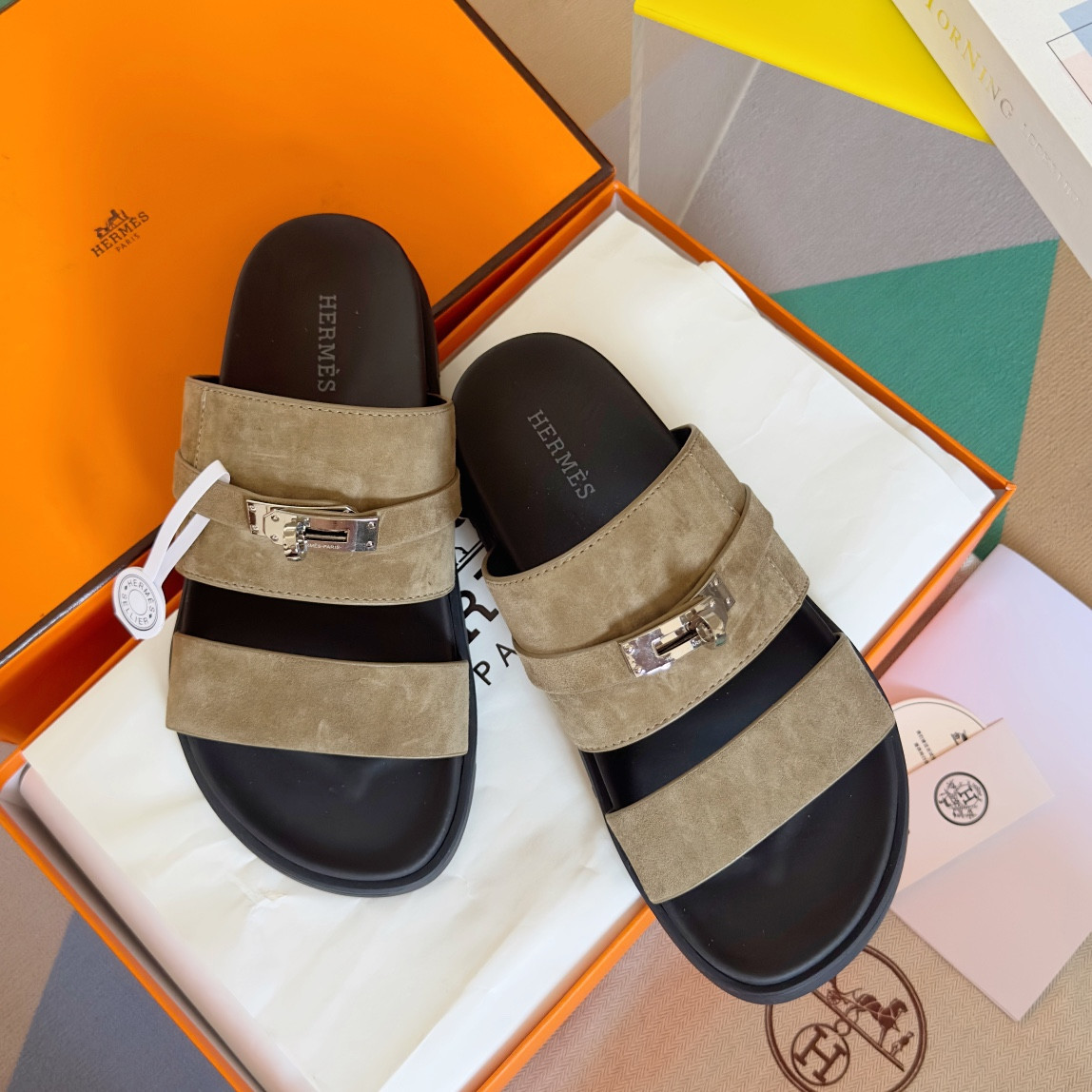 ua H**mes jackson sandal