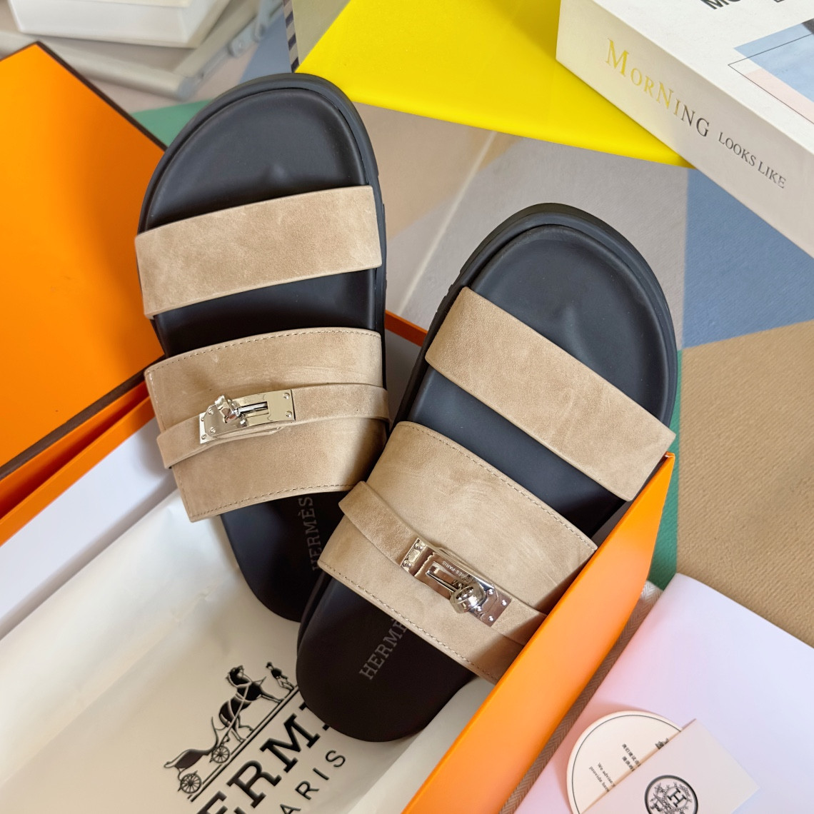 ua H**mes jackson sandal