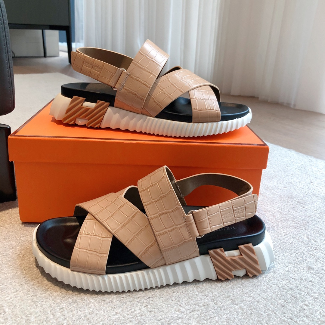 ua H**mes electric sandal