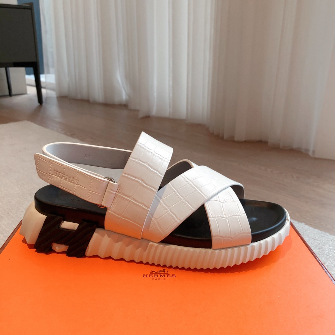 ua H**mes electric sandal