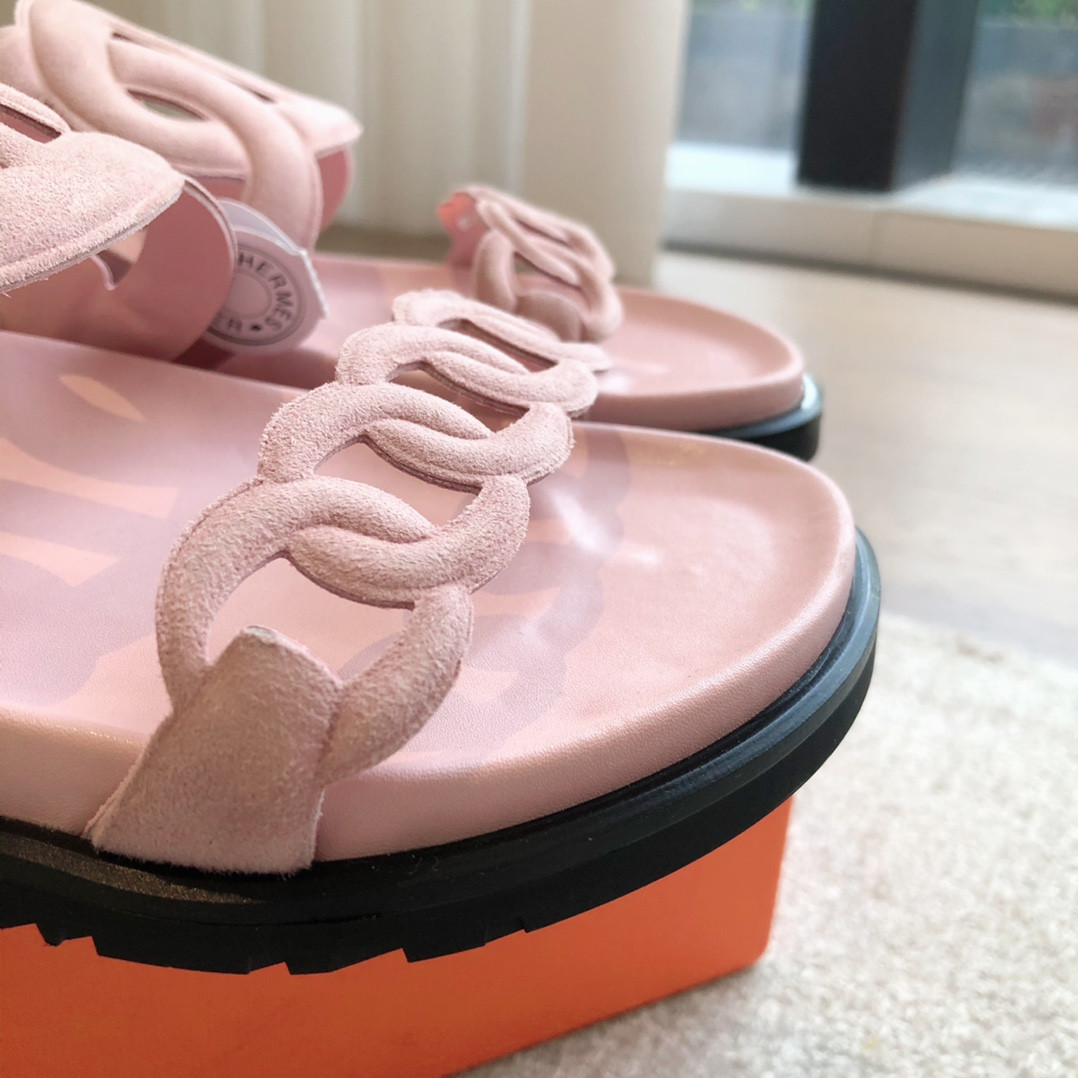 ua H**mes extra sandal