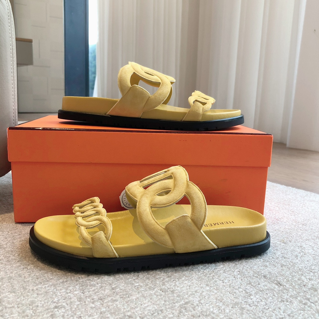 ua H**mes extra sandal