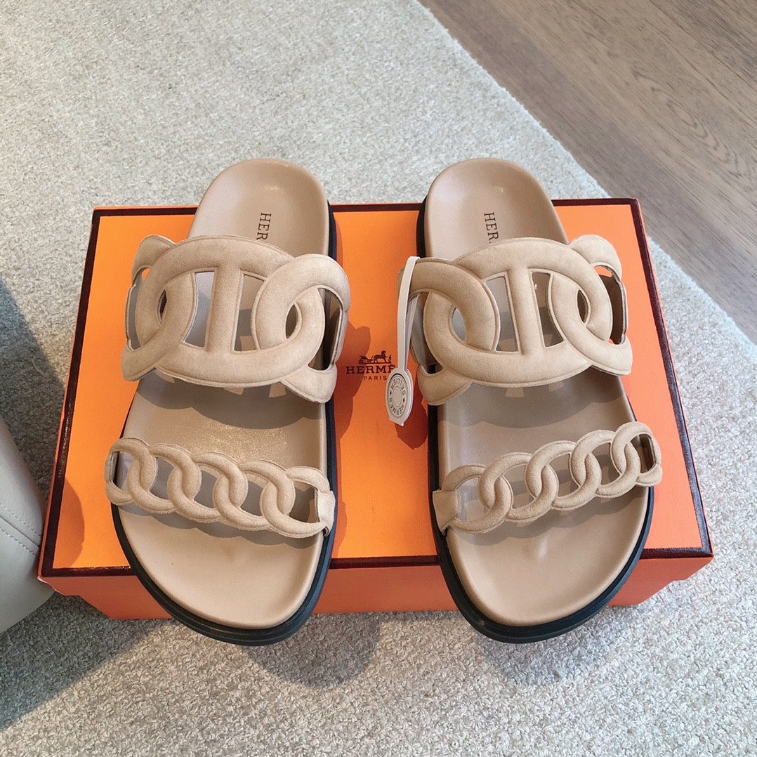 ua H**mes extra sandal